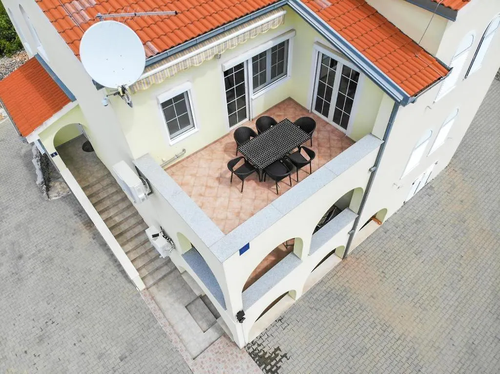 Villa Adriatica Trogir 0*,  Croacia